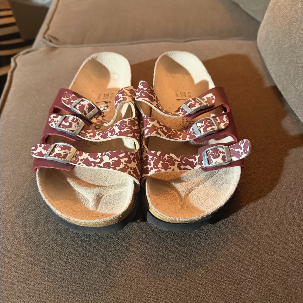 Ladies, Birkenstocks Burgundy Pattern Straps